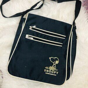 Vintage Snoopy and Woodstock Black Messenger Shoulder Bag Glow in the Dark Logo